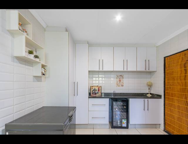 4 BEDROOM HOUSE FOR SALE IN BOSKRUIN